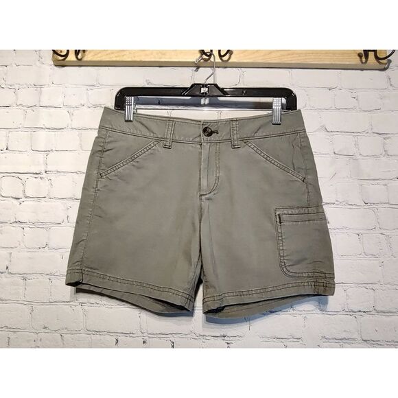 Eddie Bauer nwot new olive shorts size 2 * - Picture 1 of 3